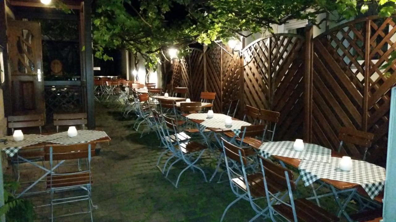 Familienfreundliche Apartments Am Park Вюрцбург Екстер'єр фото